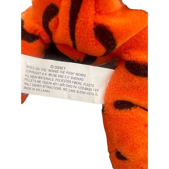 Disney Park Winnie the Pooh Tiger Plush - Picture 5 of 8